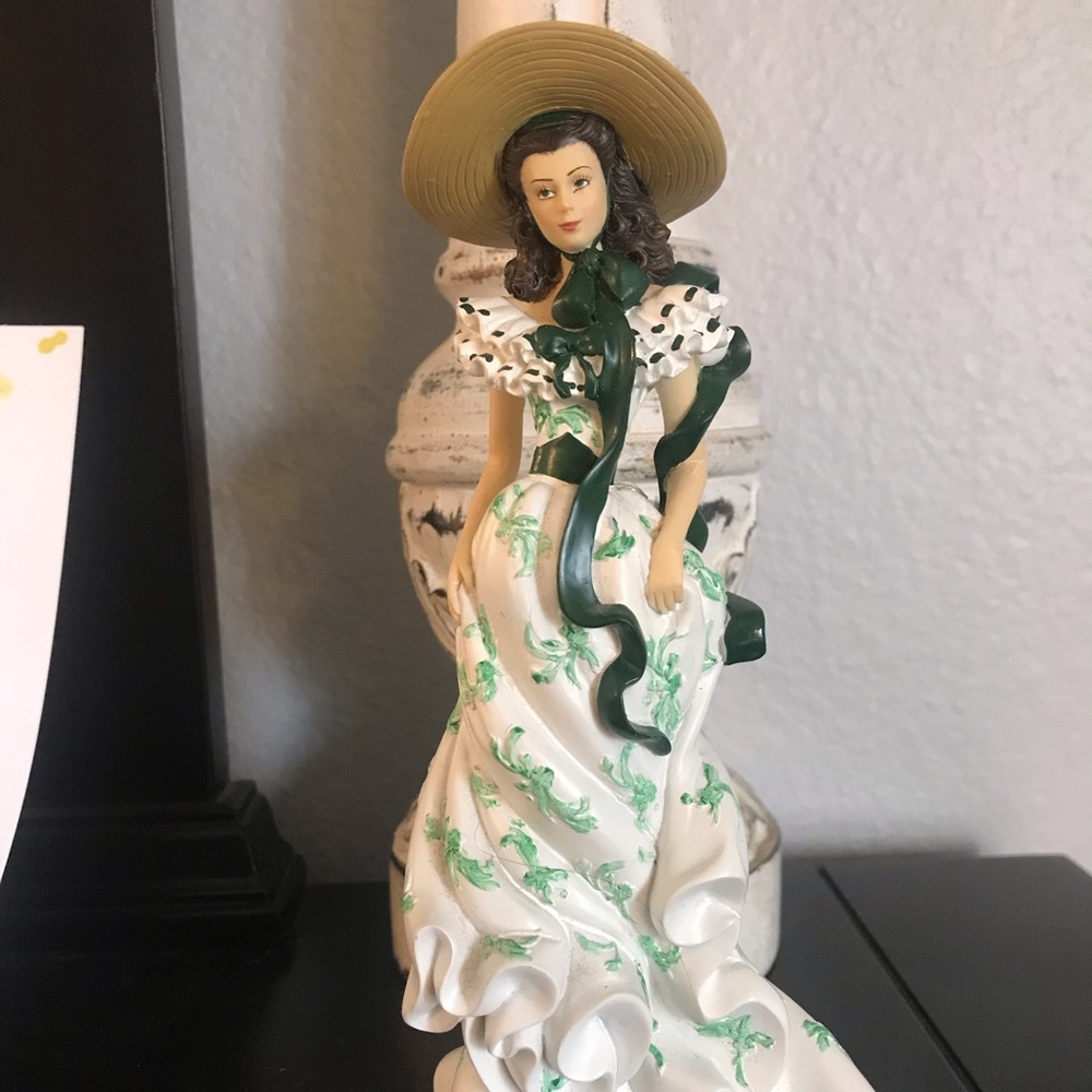 Figurine